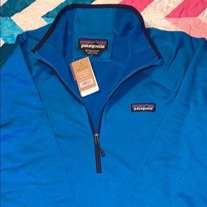 Brand new women’s sport Patagonia Crosstek 1/4 zip
